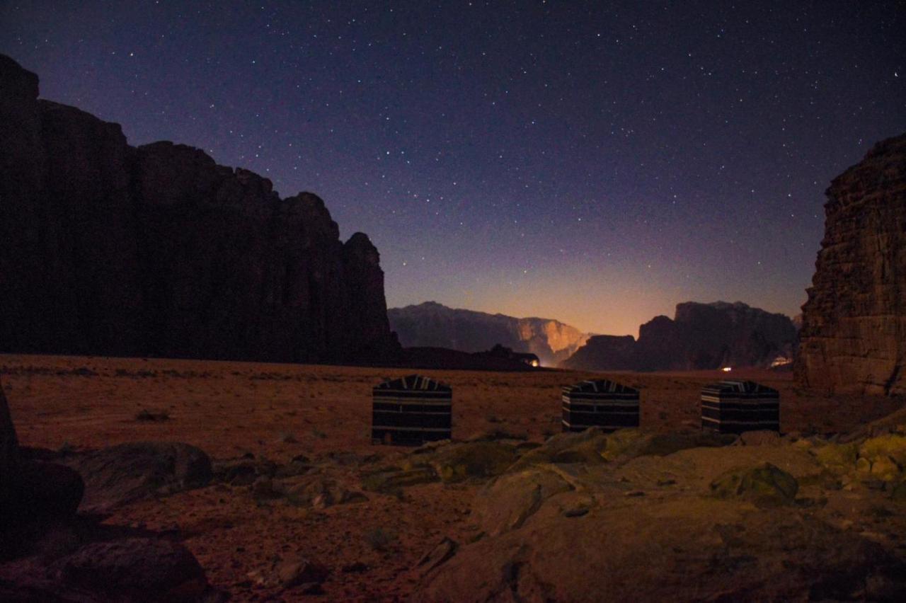 Bedouin Host Camp& With Tour Hotel Wadi Rum Exterior photo