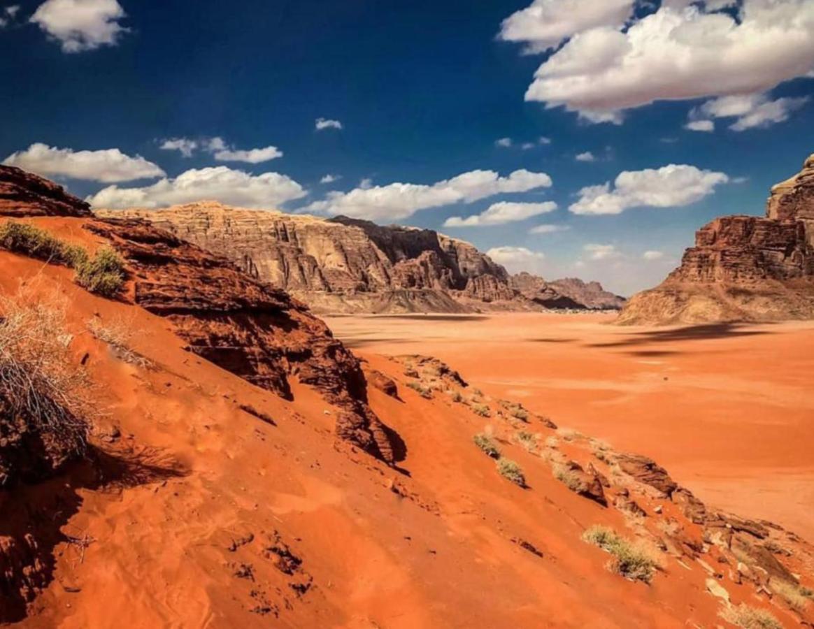 Bedouin Host Camp& With Tour Hotel Wadi Rum Exterior photo