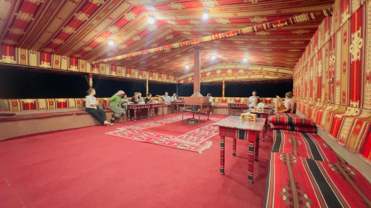 Bedouin Host Camp& With Tour Hotel Wadi Rum Exterior photo